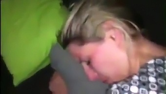 Amateur Moeder Heeft Seks Met Haar Zoon