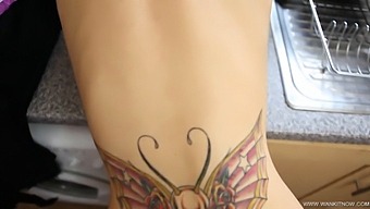 Sister Of Your Girlfriend Is Horny And Wants To Have Sex With You On Kitchen Table